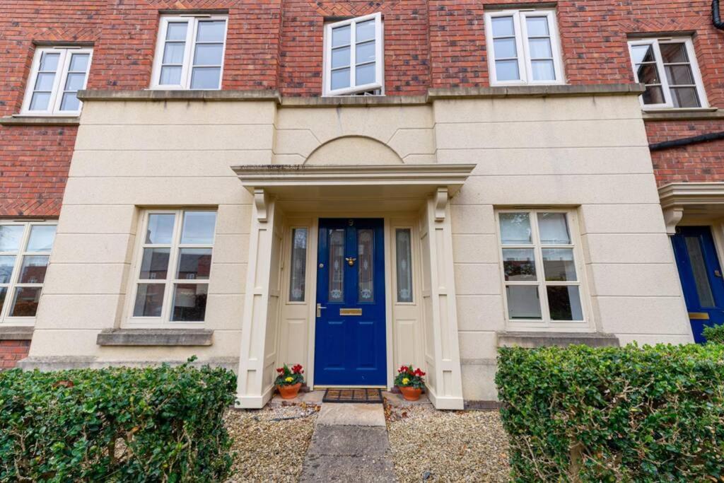 Burlington Place, Shrewsbury. 2 Bedroom, Private Parking, 5 Minutes From Town エクステリア 写真